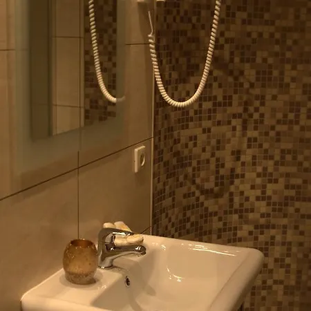 Corona Hotel 3*