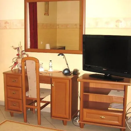 Corona 3*