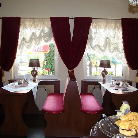 Corona 3* Tychy