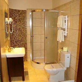 Corona 3* Tychy